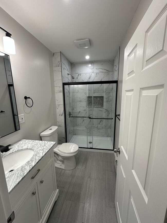 Foto del edificio - 213 Bucklin St