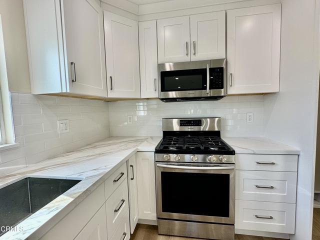 Foto del edificio - 8213 Oswego St