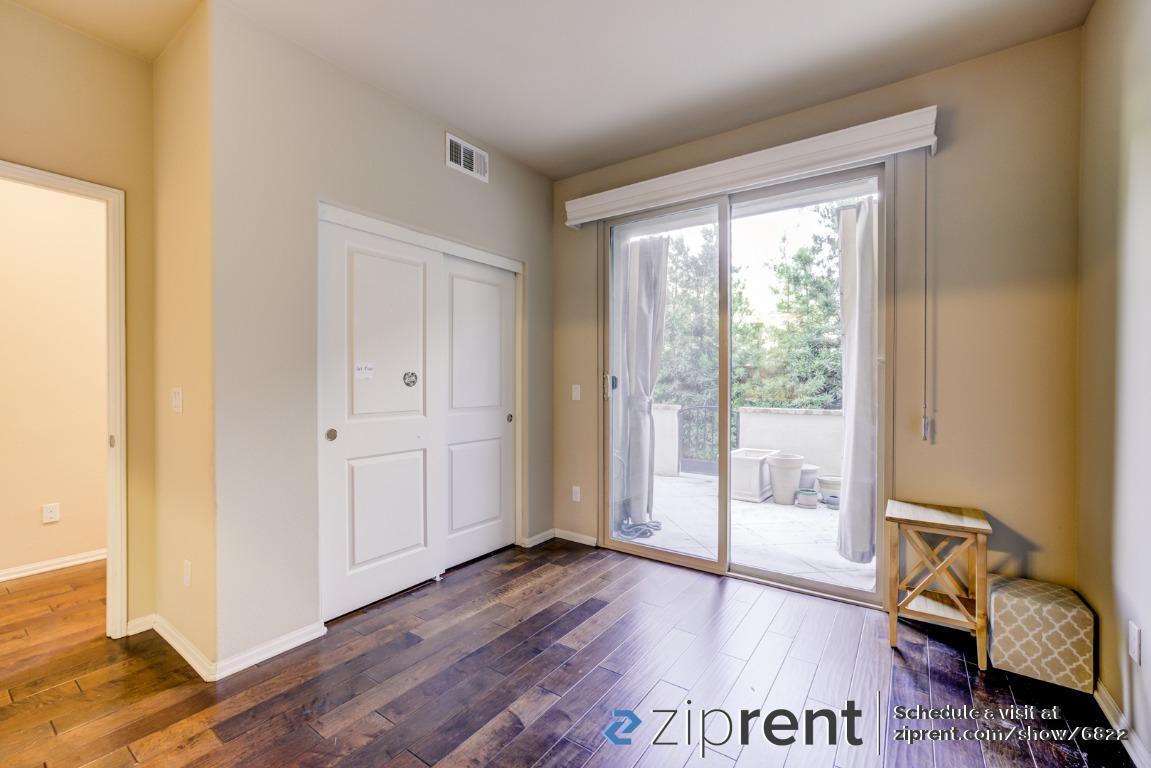 Primary Photo - 5037 Mosaic Ct