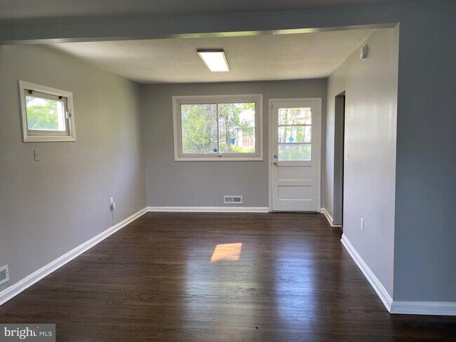 Building Photo - 2602 Smith Ave