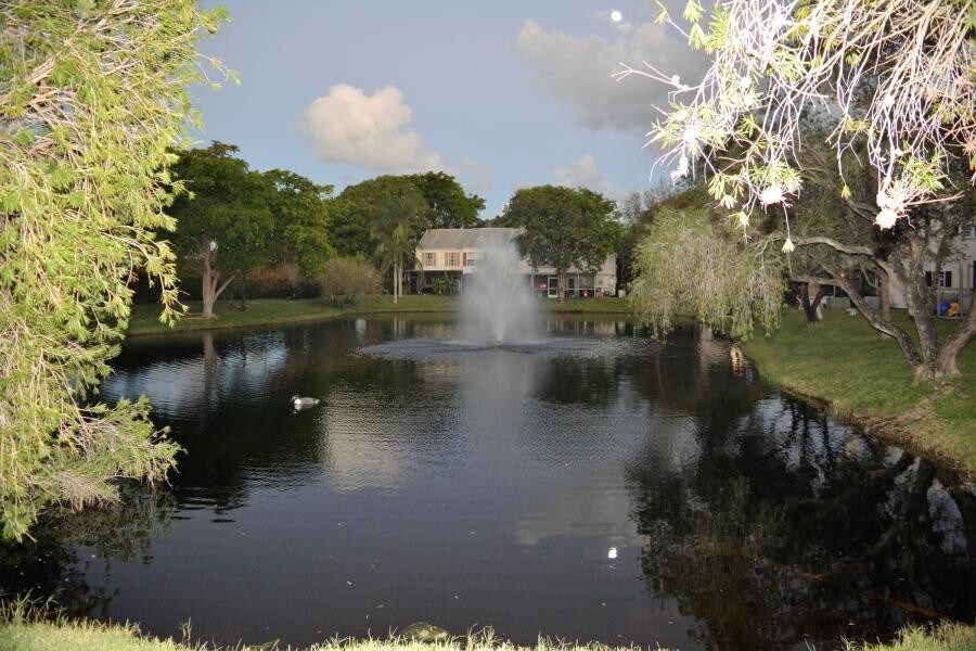 2/2.1 Townhouse in Park Townhouse for Rent in Jupiter, FL