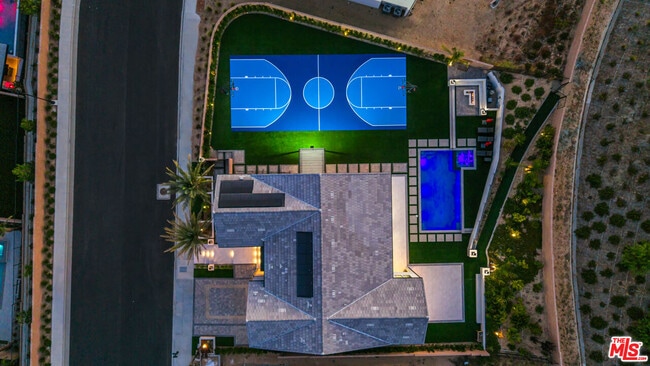 Foto del edificio - 12553 Ridgeline Rd