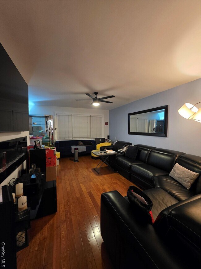 Foto del edificio - 2928 Wilson Ave