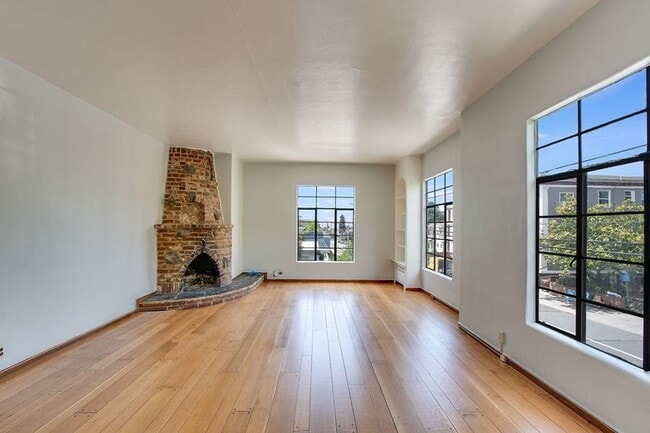 Building Photo - 2338 Channing Way