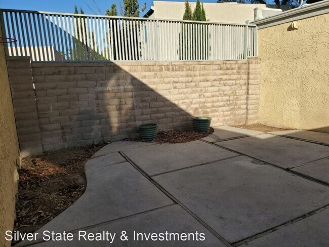 Building Photo - 2 br, 1 bath House - 417 Las Casitas Way