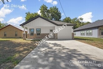 Building Photo - 813 Oneal St