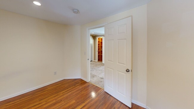 Building Photo - 1364 Creamery Rd