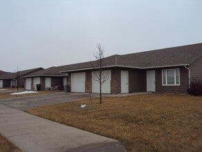Building Photo - 1012 N Main Ave