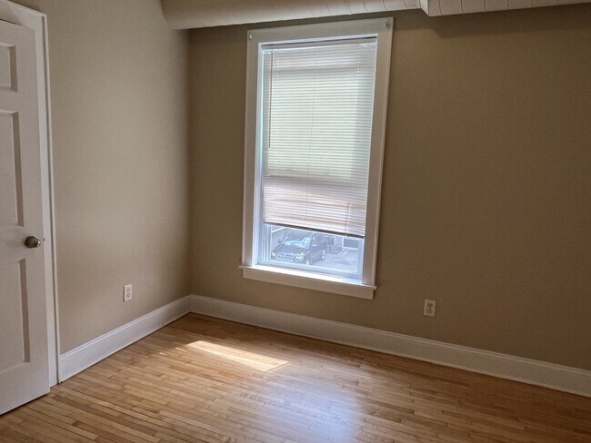 Foto del edificio - 1605 Portland Ave