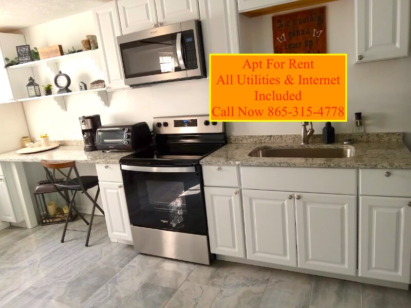 409 Bonnie Brae Dr Unit 4094, Maryville, TN 37801 Room for Rent in