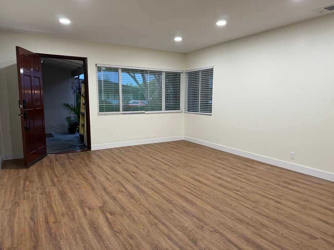Foto principal - 2783 Union Ave