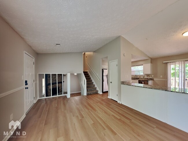 Building Photo - 2262 New Castle Cir