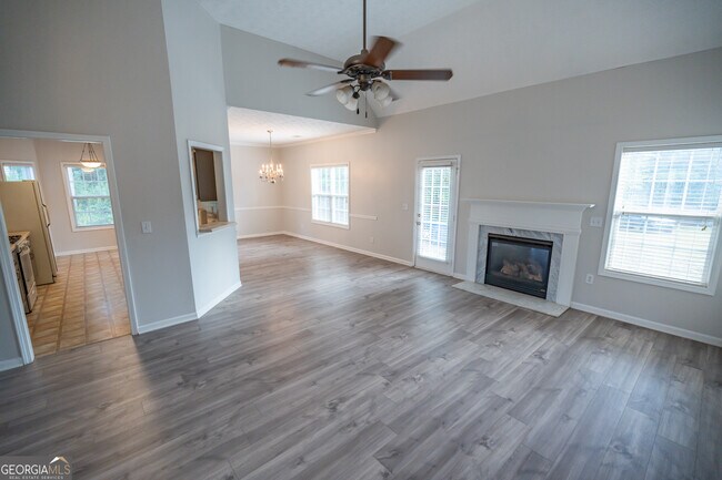 Building Photo - 609 Alyssa Dr