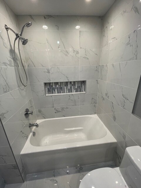 Foto del edificio - 5300 N Mulligan Ave