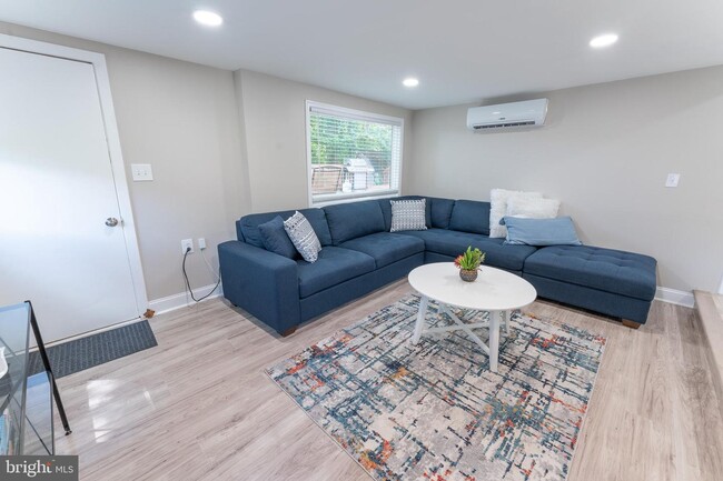 Foto del edificio - 5515 Glenallen St