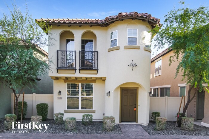 Foto principal - 12462 W Lindbergh Dr