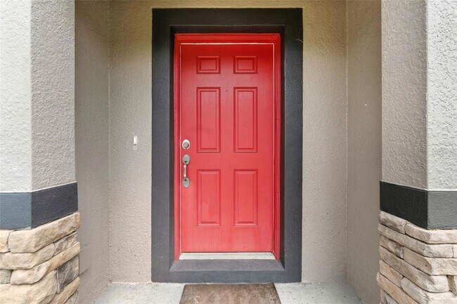 Building Photo - 2521 Lexington Oak Dr