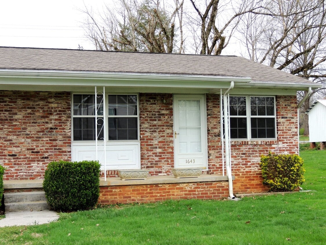 Primary Photo - Alcoa City Duplex