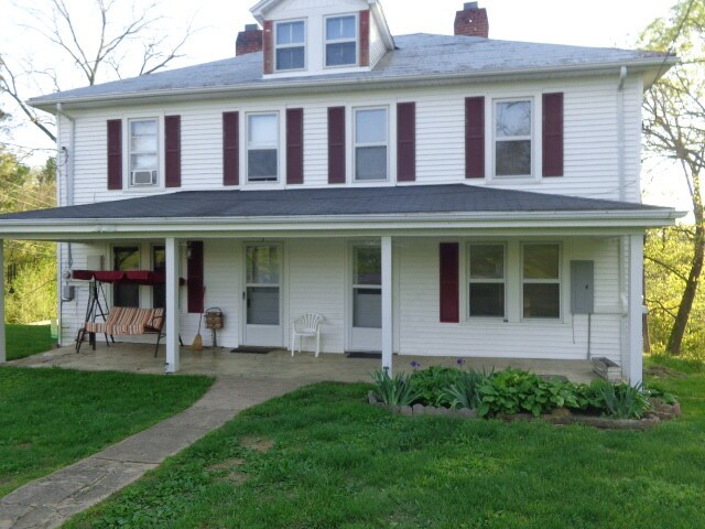 Primary Photo - 300 Sentelle Rd