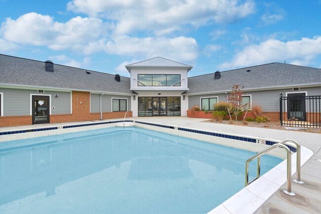 Building Photo - Acclaim at Alexandria