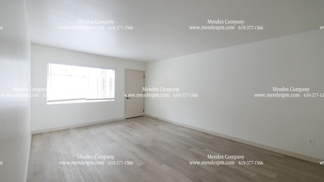 Building Photo - Chic Modern 2bdr/1bth Unit in Hillcrest!