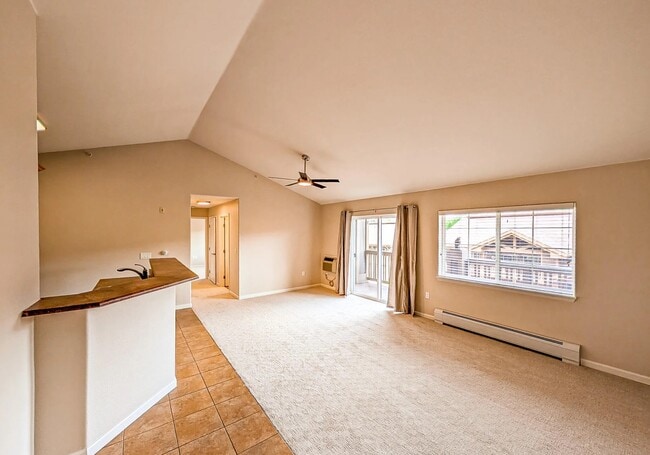 Living and Dining Room - 612 River View Drive