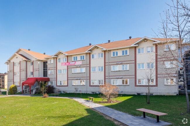 Building Photo - Residence Estudiantes Montmorency