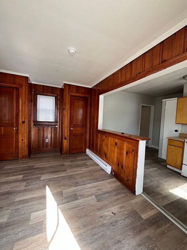 Foto del edificio - 1 Bedroom Duplex walking distance to Downtown Gallatin