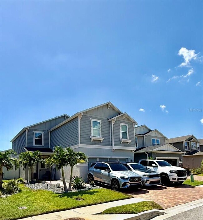 Foto del edificio - 8148 Artisan Cir