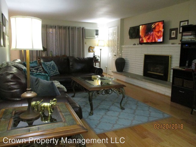 Building Photo - 1307 Goethals Dr