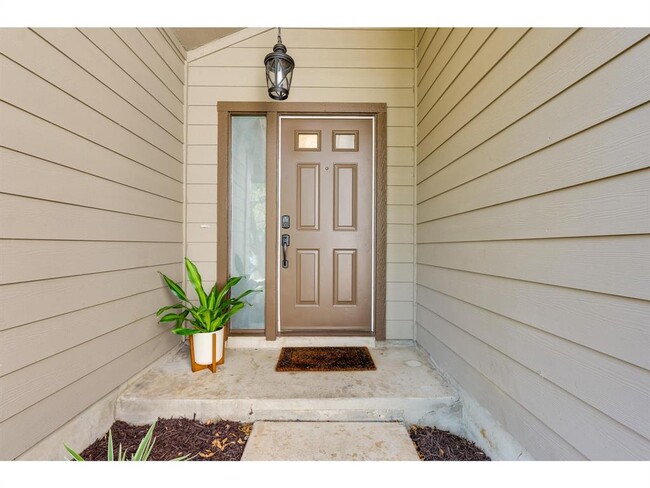 Building Photo - 2505 Wood Chase Trail