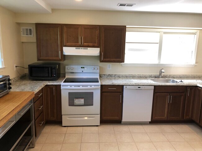 Foto del edificio - 1712 Merrifields Dr