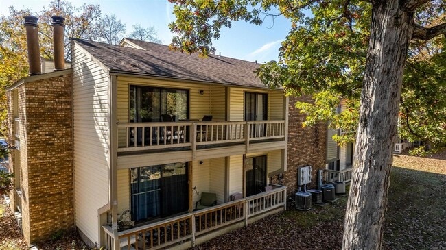 Building Photo - 101 Pine Forest Dr