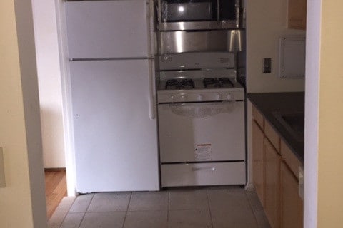Building Photo - 1221 Island Dr