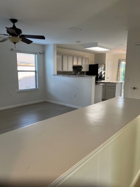 open kitchen style - 5410 Apple Orchard Ln