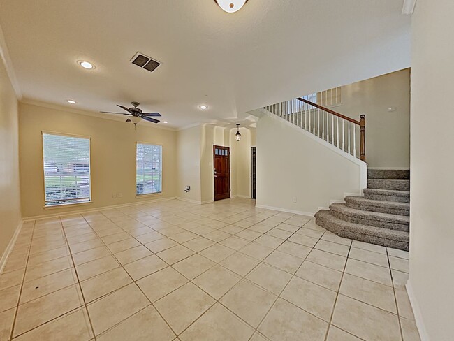 Building Photo - 7902 Heather Heights Way