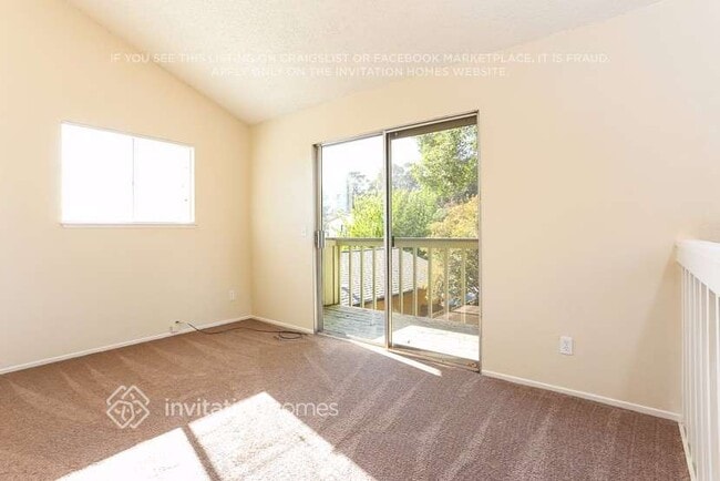 Foto del edificio - 716 Whispering Bay Ln