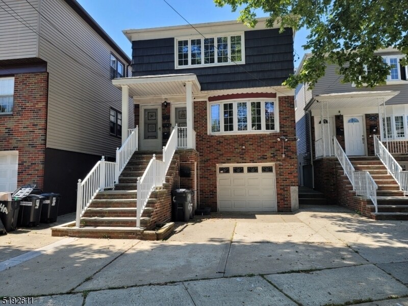 Primary Photo - 96 W 49th St