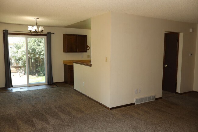 Foto del edificio - Hot Deal! $500 Move-In Bonus for Beautiful...