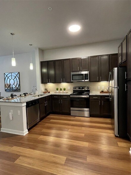 Foto del edificio - 12840 Jones Rd