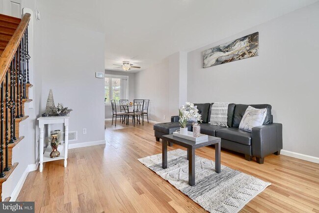 Foto del edificio - 2845 Plainfield Rd