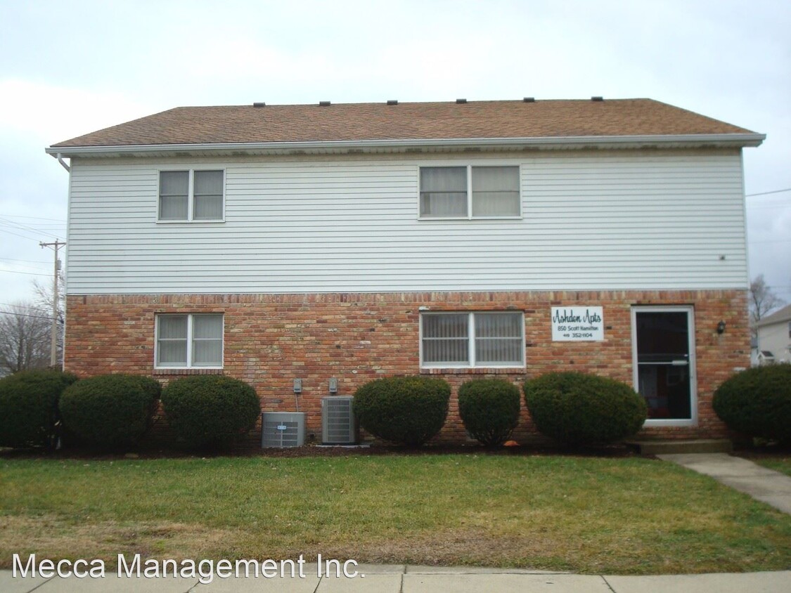 Primary Photo - 850-850 Scott Hamilton Ave