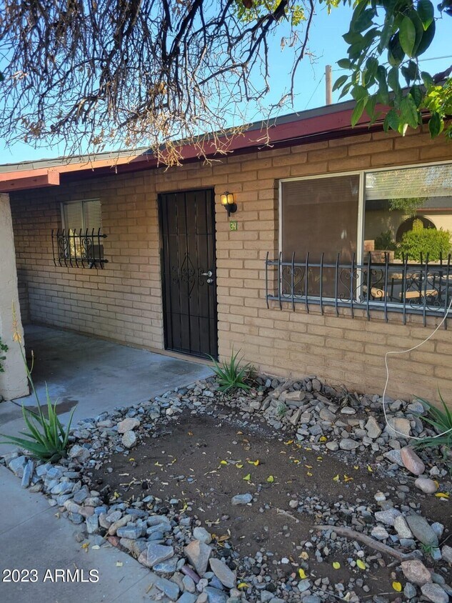 Primary Photo - 6733 N 16th St