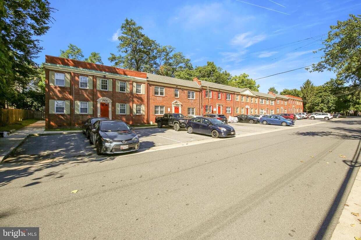 7810 Tilbury St Unit 10, Bethesda, MD 20814 Apartment for Rent in
