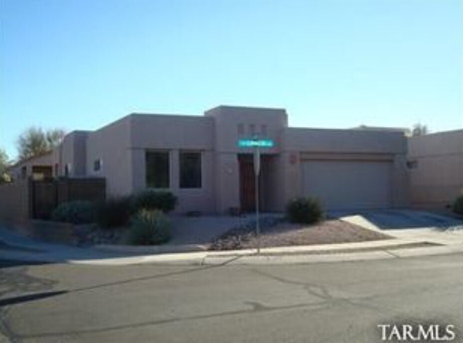 7462 E Calle Iluminacion, Tucson, AZ 85715 House Rental in Tucson, AZ
