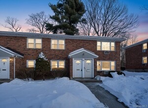 Building Photo - 1668 US-9