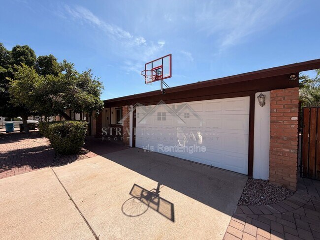 Foto del edificio - 13430 N 30th St