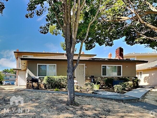 Building Photo - 4137 Apostolo Cir