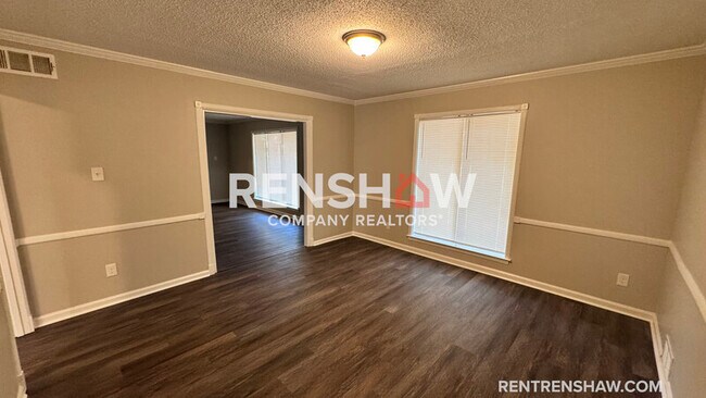 Foto del edificio - 1328 Old Hickory Rd
