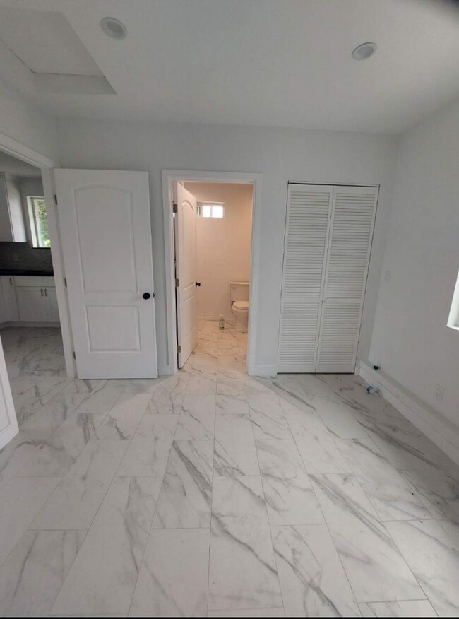 Foto del edificio - 13660 Bonanza St